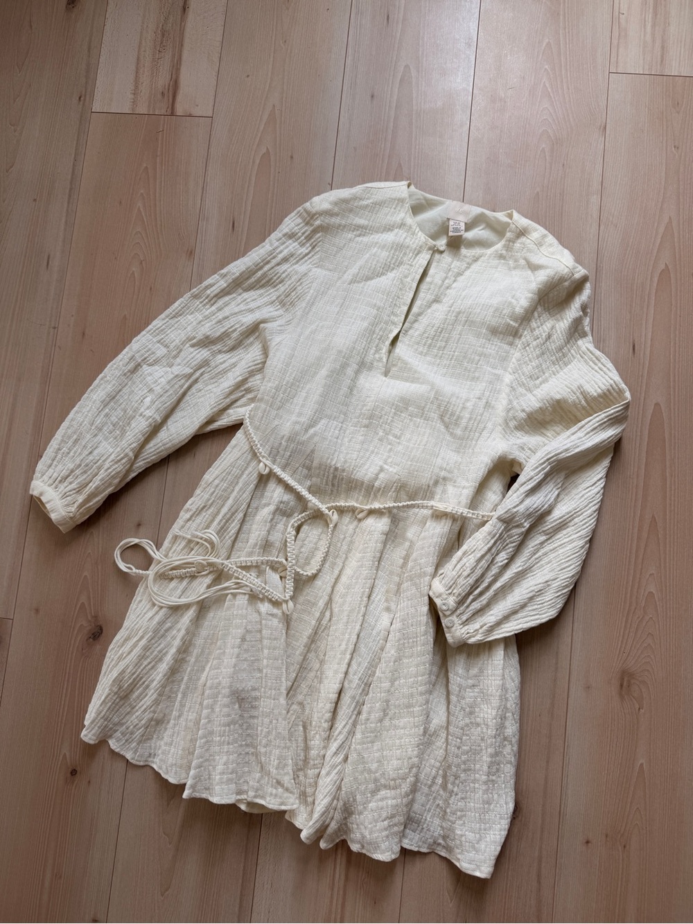 Cream Gauze Long Sleeve Tie Seashell Waist Dress
